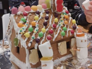 gingerbread house